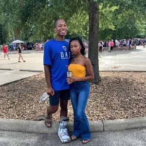 Meet your Posher, Logan